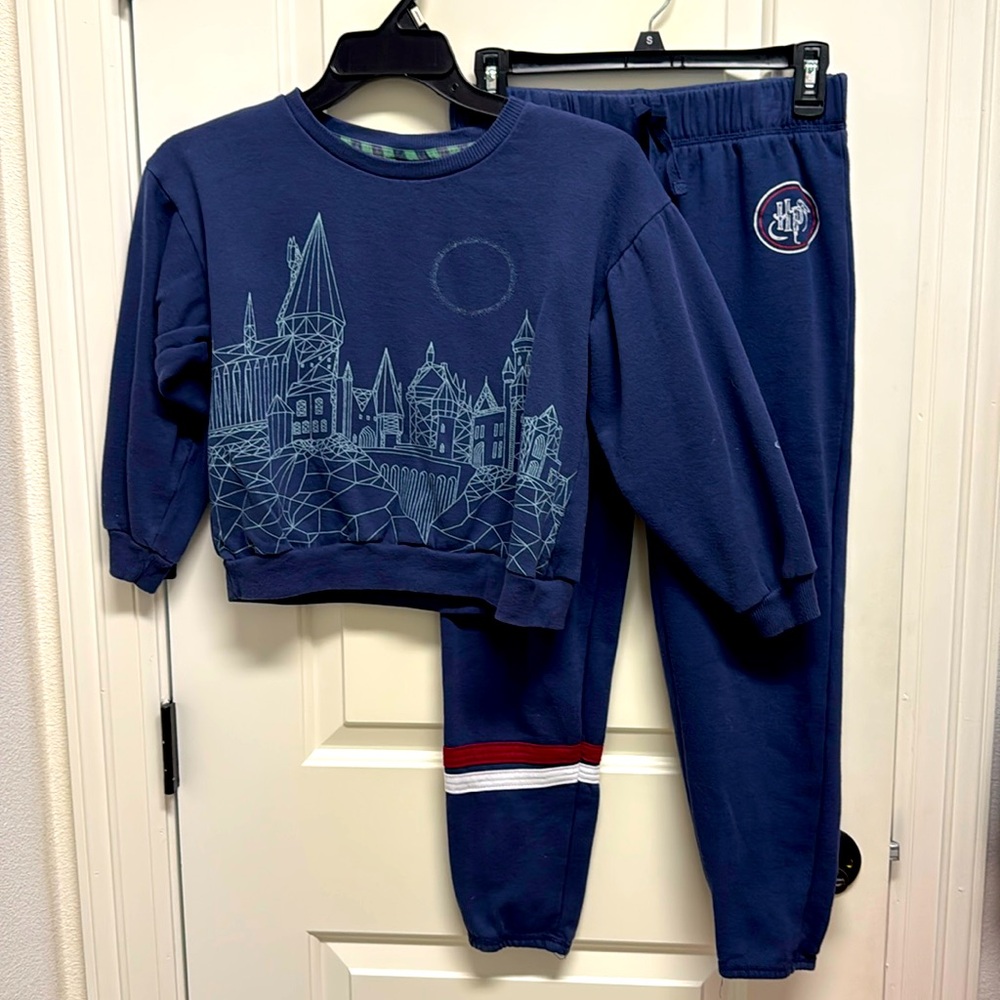 Harry Potter kid’s navy sweat suit